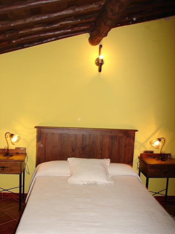 La Boticaria Casa Rural Apartamento Descargamaría Zimmer foto
